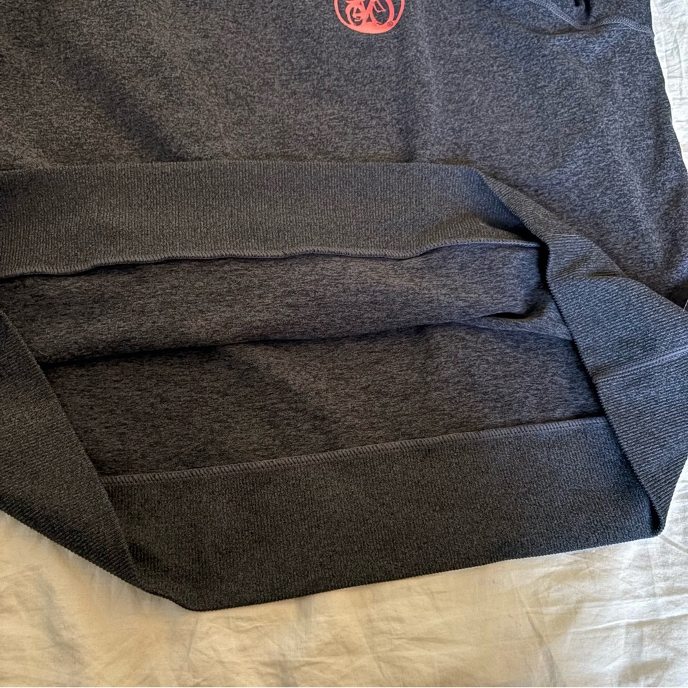 VUORI Long Sleeve Halo Crew Top VW241 Dark Gray Heather Logo - Picture 11 of 11